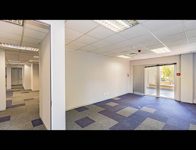315M² OFFICE TO LET IN FERNDALE